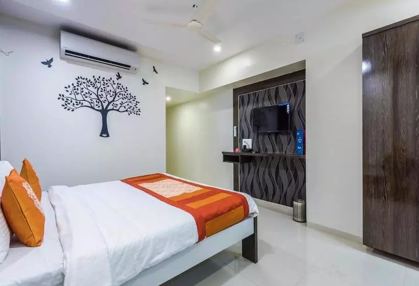 هتل Oyo Rooms Balgandharva Jm Road