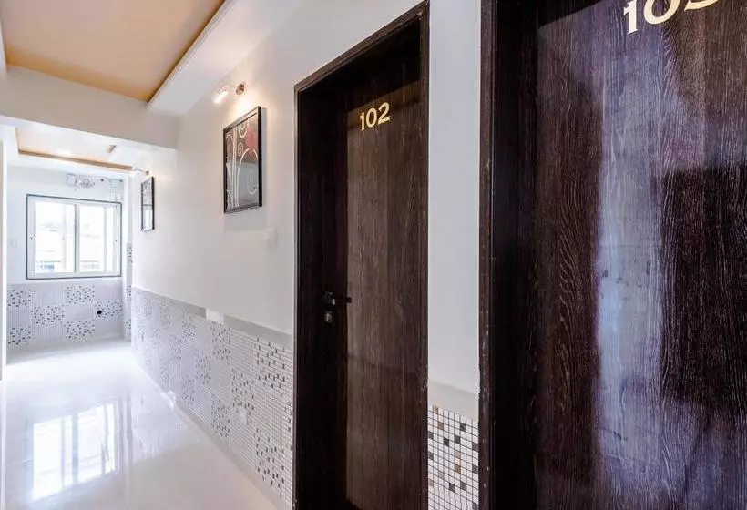 هتل Oyo Rooms Balgandharva Jm Road