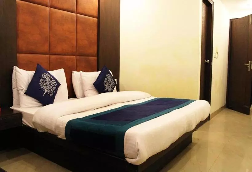 ホテル Itsy By Treebo Howard International