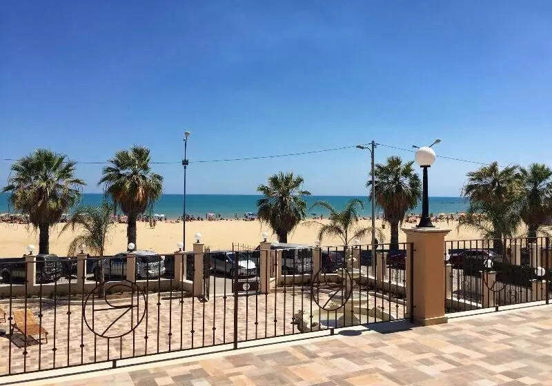 Hotel Riviera Palace