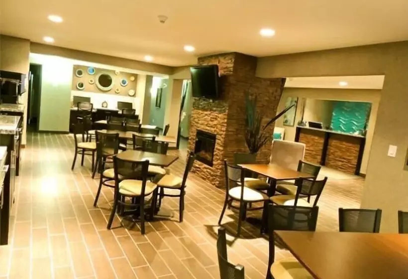 酒店 Stoughton Western Star Inn & Suites
