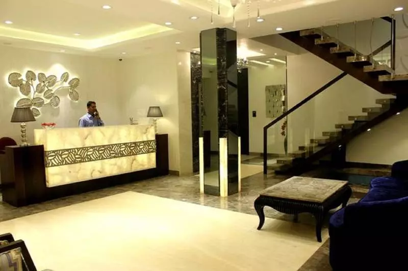 בית מלון כפרי The Flora Residency