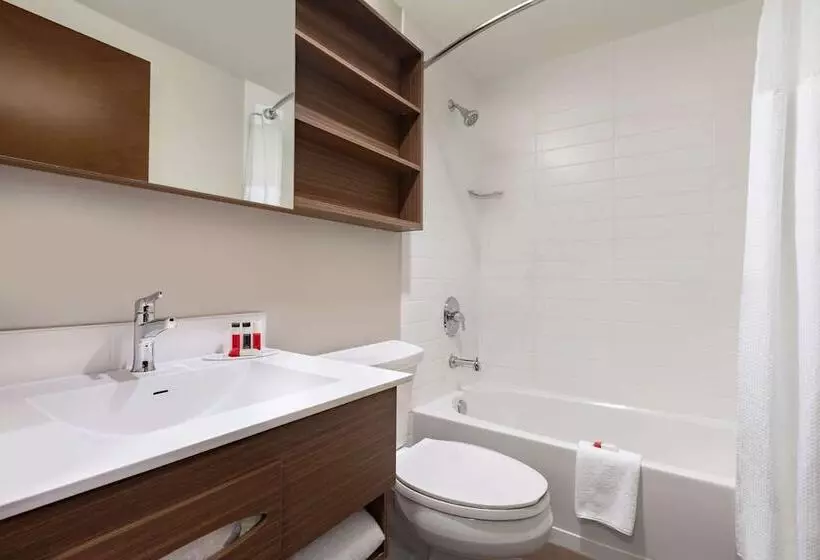 Microtel Inn & Suites By Wyndham Bonnyville