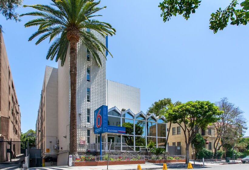 Motel 6 Hollywood