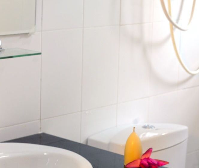 膳宿费 Lumbini Lagoon