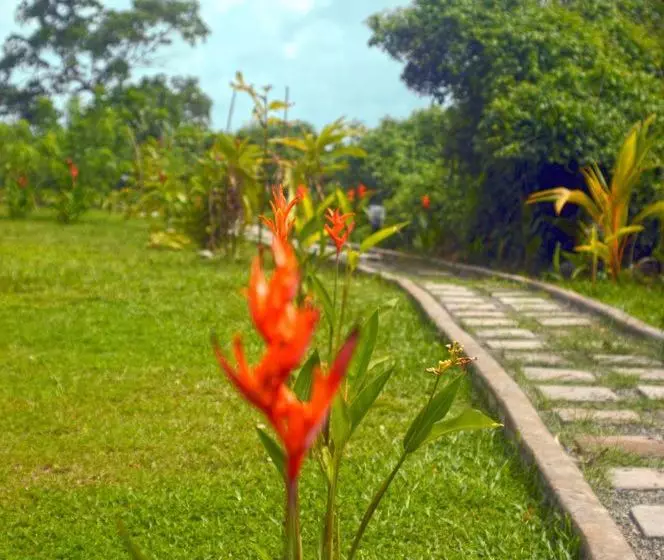펜션 Lumbini Lagoon