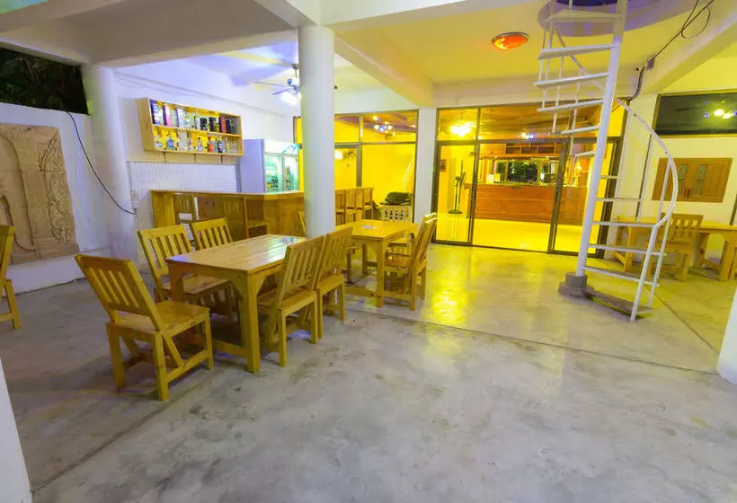 פנסיון Palada Guest  House