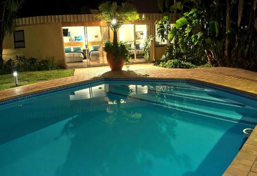 Pension Restawhile Guest House  Pretoria