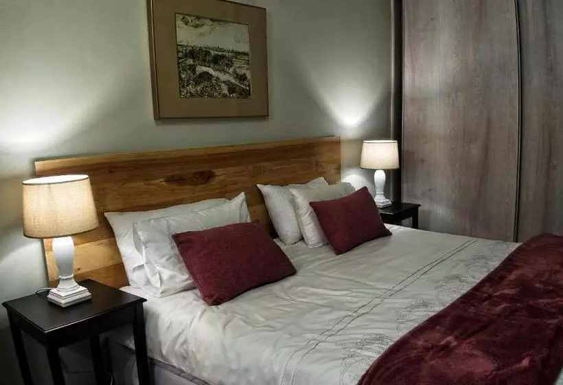 Пансион Restawhile Guest House  Pretoria