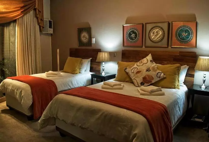 Пансион Restawhile Guest House  Pretoria