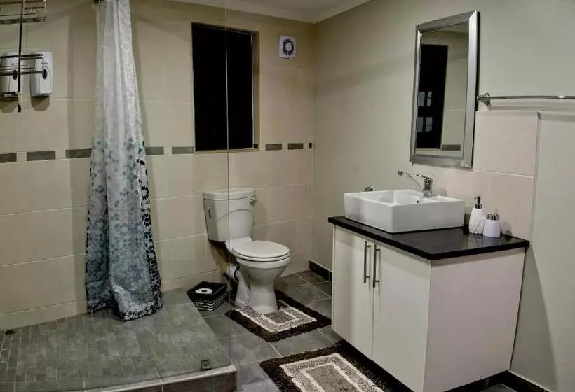 Пансион Restawhile Guest House  Pretoria