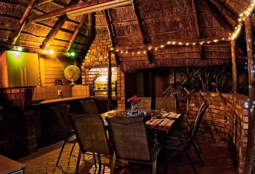 Пансион Restawhile Guest House  Pretoria