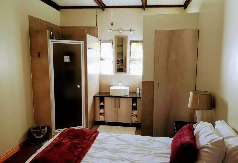 Пансион Restawhile Guest House  Pretoria