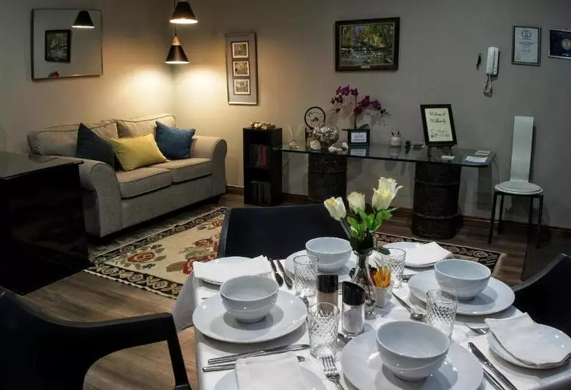 Пансион Restawhile Guest House  Pretoria