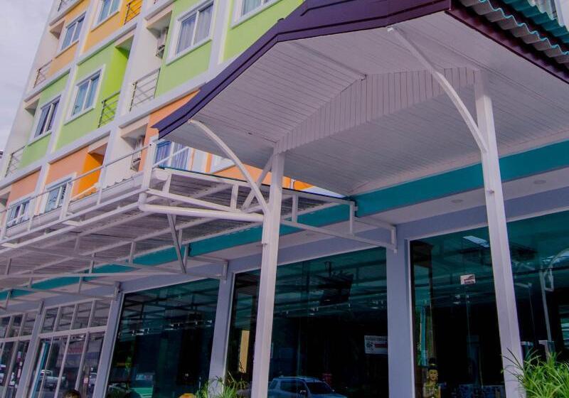 Phaithong Sotel Resort