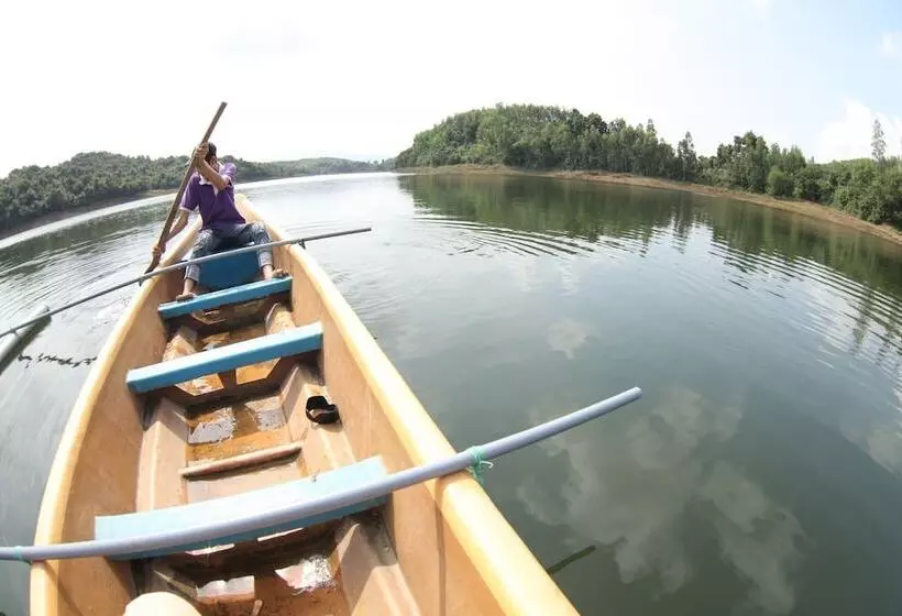 Phong Nha Lake House Resort