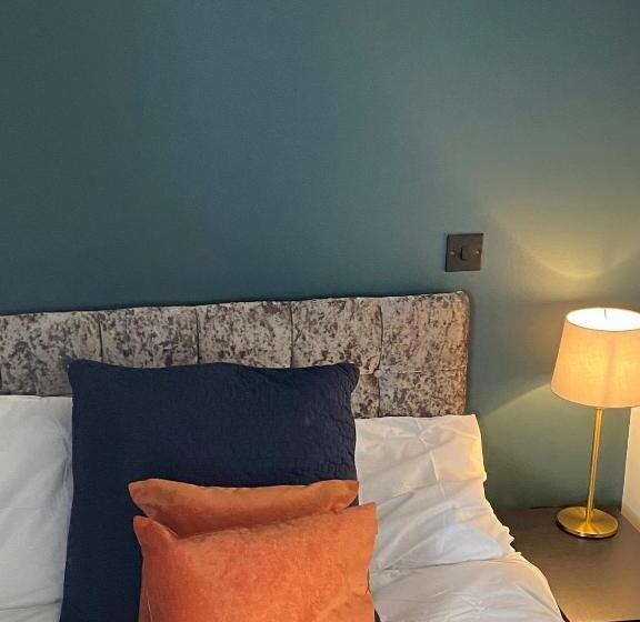 Raby Street Apartment