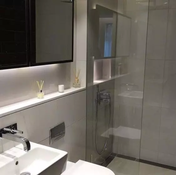 Uber London Trafalgar Apartments