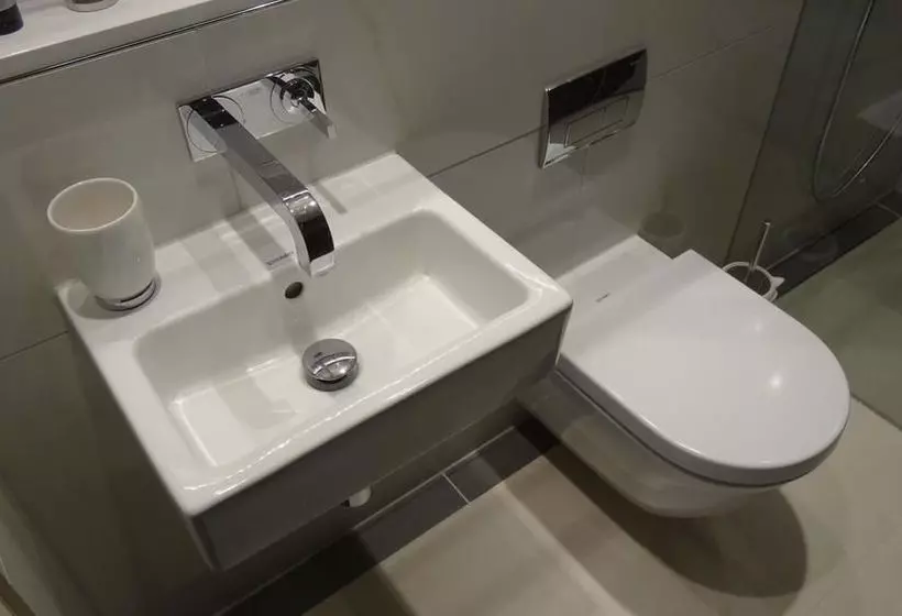 Uber London Trafalgar Apartments