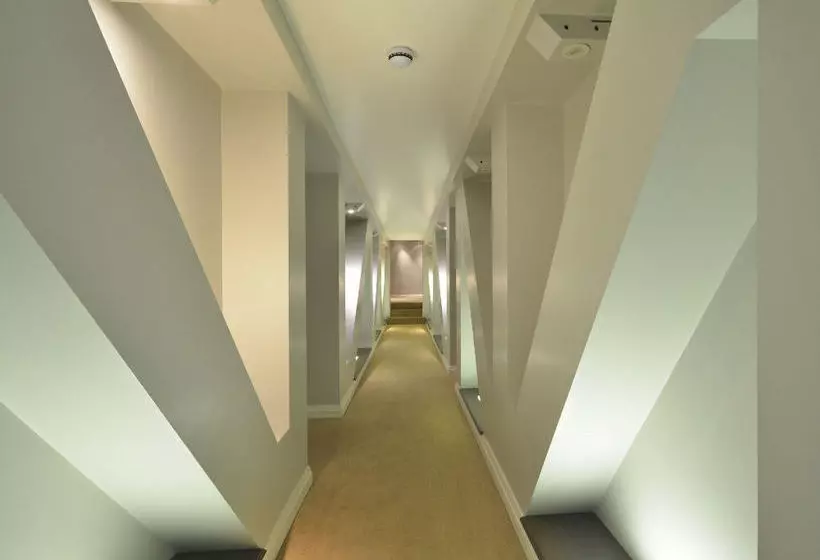 Uber London Trafalgar Apartments