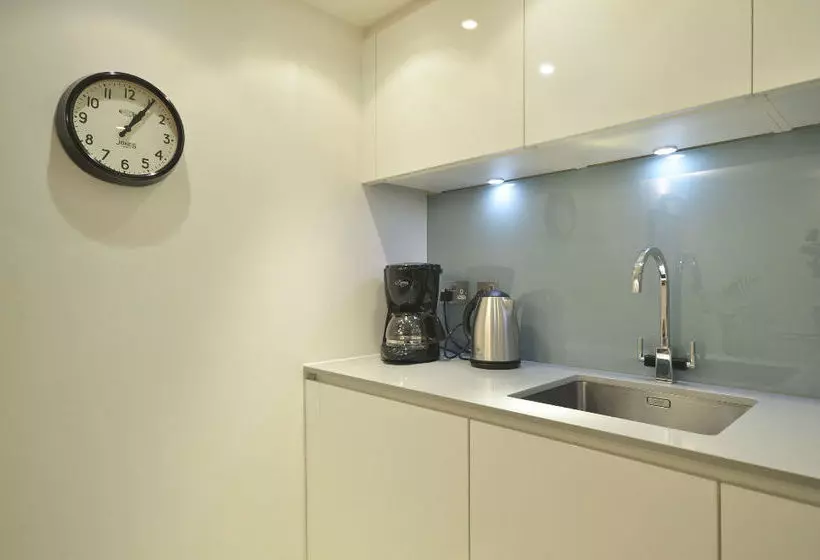 Uber London Trafalgar Apartments