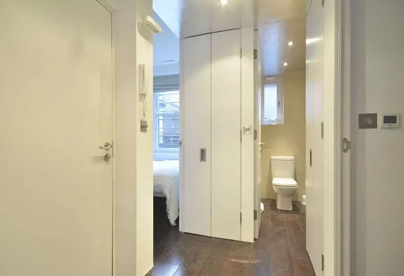 Uber London Trafalgar Apartments