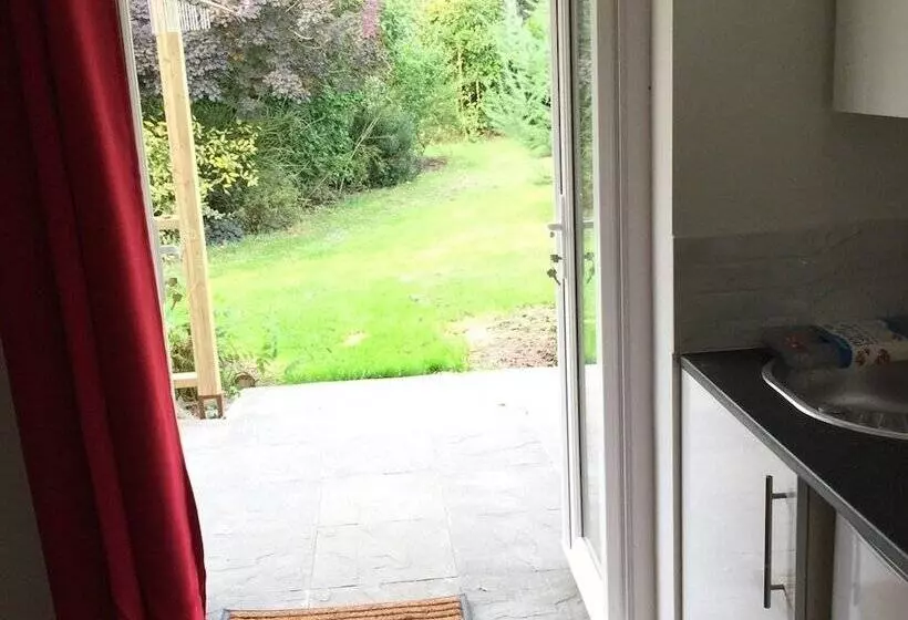 Woodpaddock Bed & Breakfast