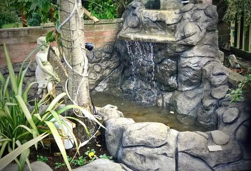 Woodpaddock Bed & Breakfast