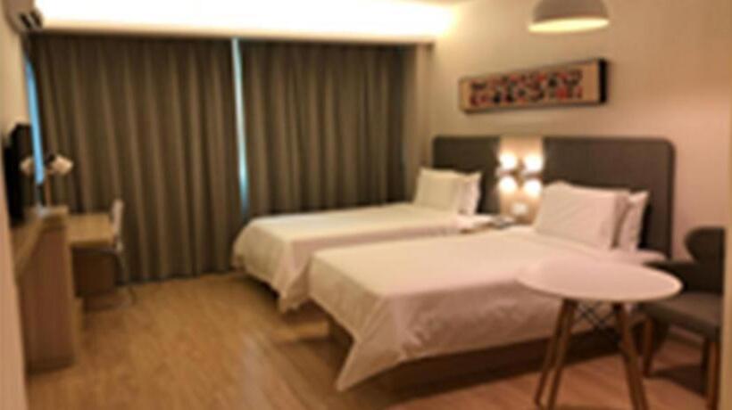 Hanting Hotel Zhuhai Hengqin International Convention And Exhibition Center