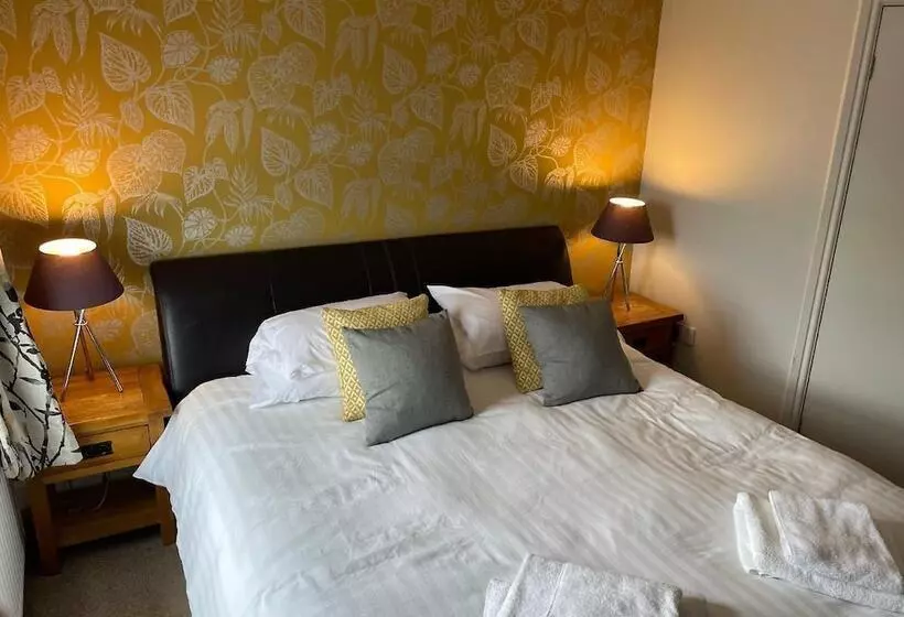 Aamiaismajoitus (B&B) The White Swan