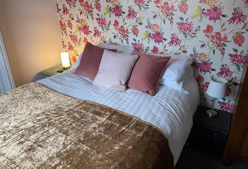 Aamiaismajoitus (B&B) The White Swan