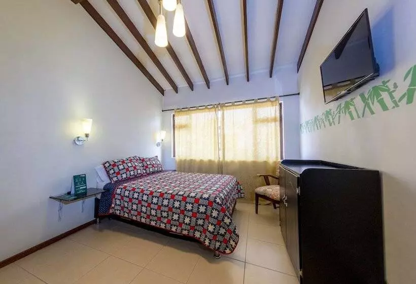 ホテル Ayenda Mountain Hostels Manizales
