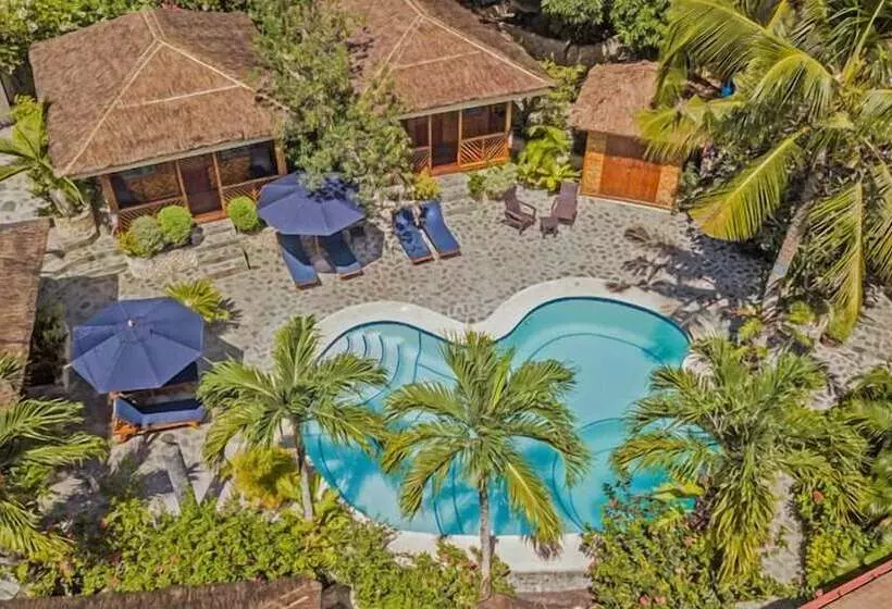 Magic Island Dive Resort