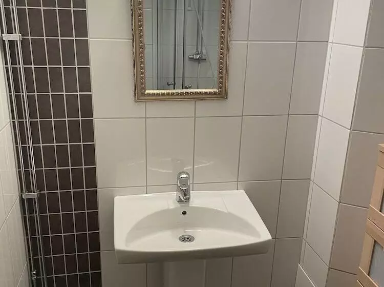 Björkbackens Vandrarhem I Vimmerby   Hostel