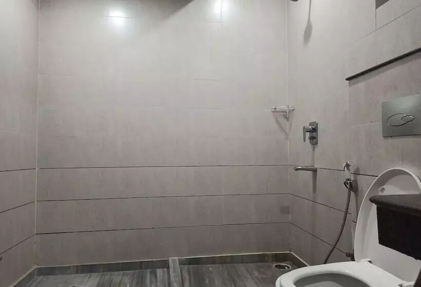 ホテル Autumn Crocus