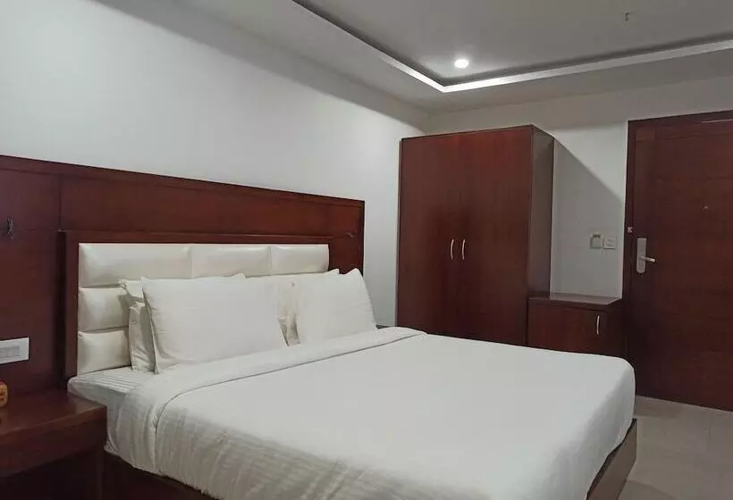 ホテル Autumn Crocus