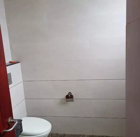 ホテル Autumn Crocus