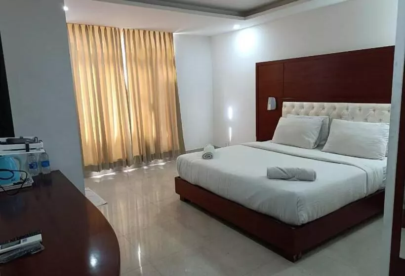 ホテル Autumn Crocus