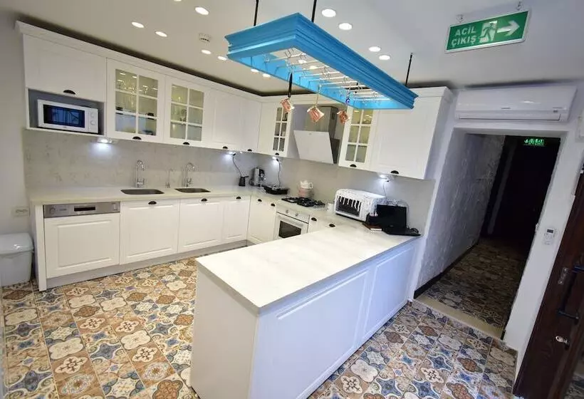 Otel Gülayvalık
