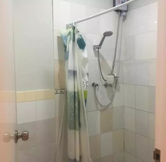 Общежитие Just Chill Inn