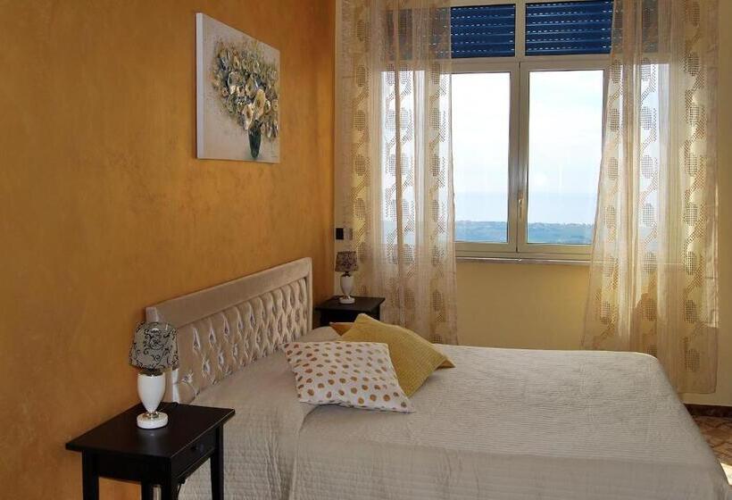 Bed and Breakfast La Finestra Sulla Valle