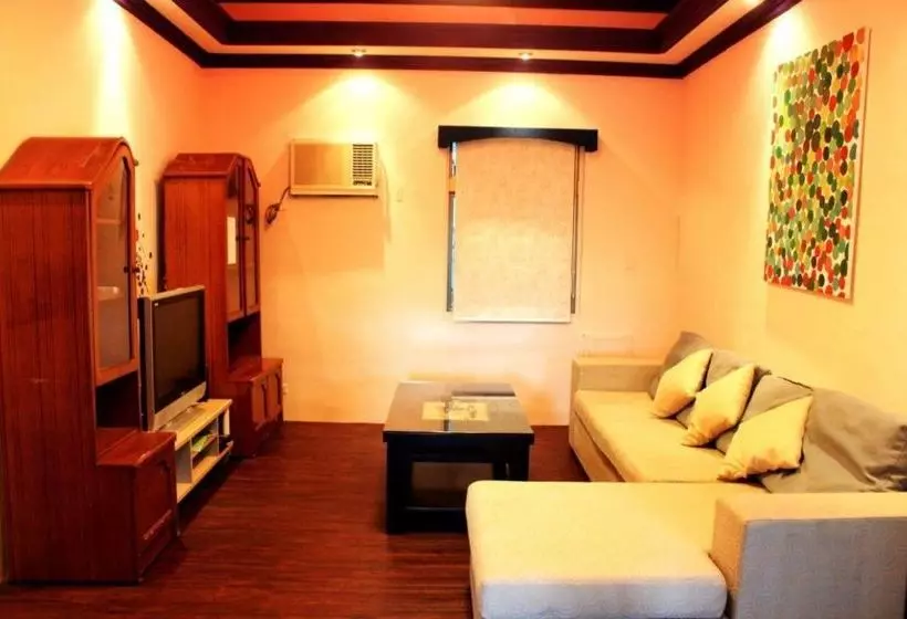 تختخواب و صبحانه Ohana House