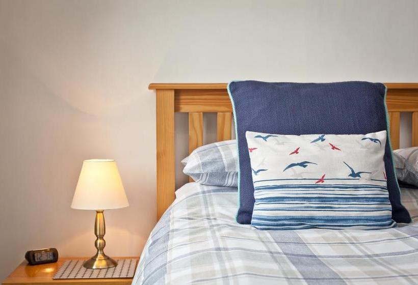 住宿加早餐  The Red Townhouse