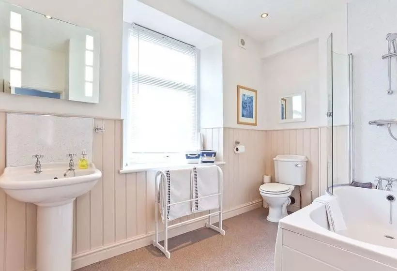 Nocleg ze śniadaniem The Red Townhouse