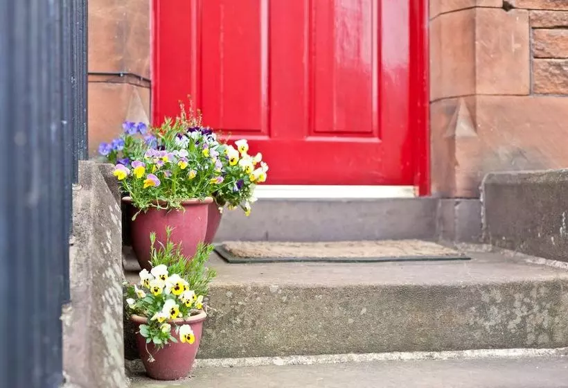 Nocleg ze śniadaniem The Red Townhouse