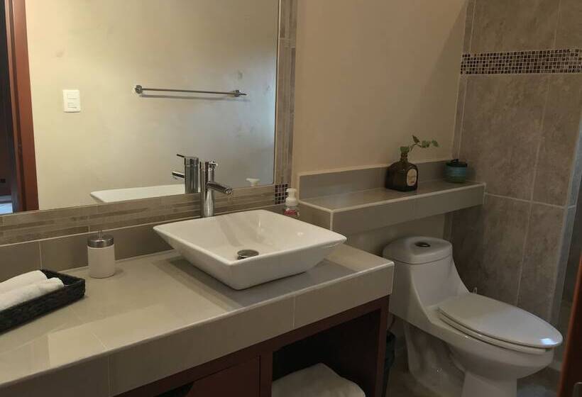 مبيت وإفطار Yurinn