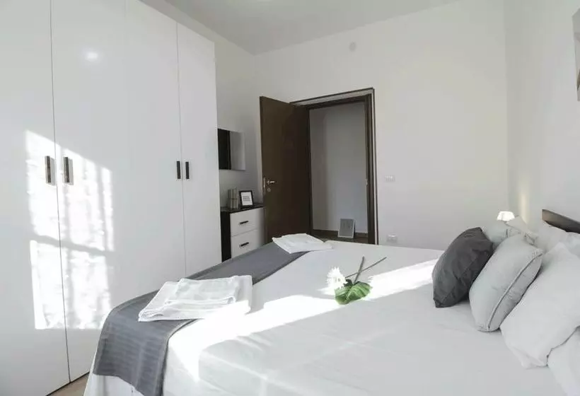 Casa Vacanze Cau   Viale Europa