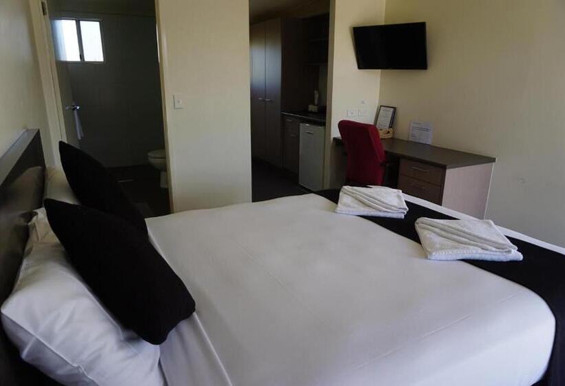 Dooley's Tavern & Motel Springsure