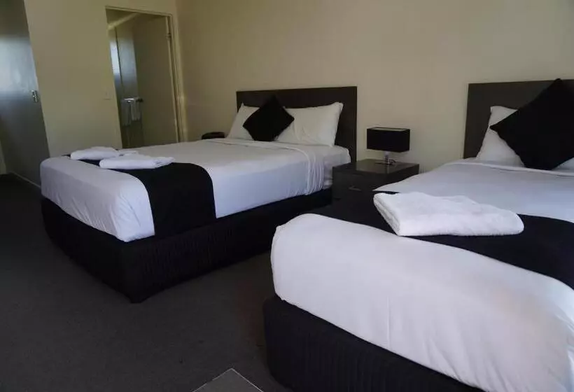 Dooley's Tavern & Motel Springsure