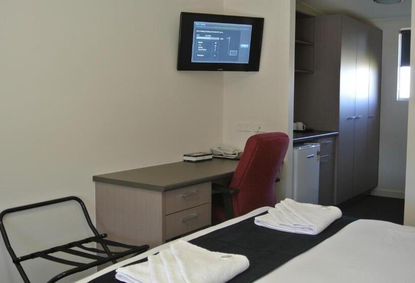 Dooley's Tavern & Motel Springsure